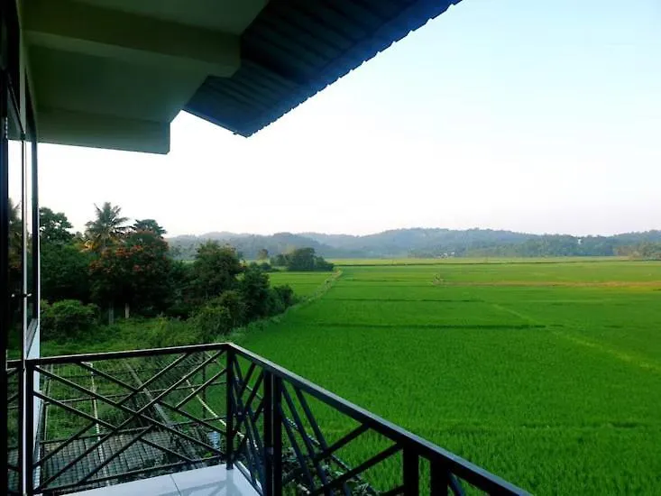 Paddyfield Inn Mananthavady 2*,  India
